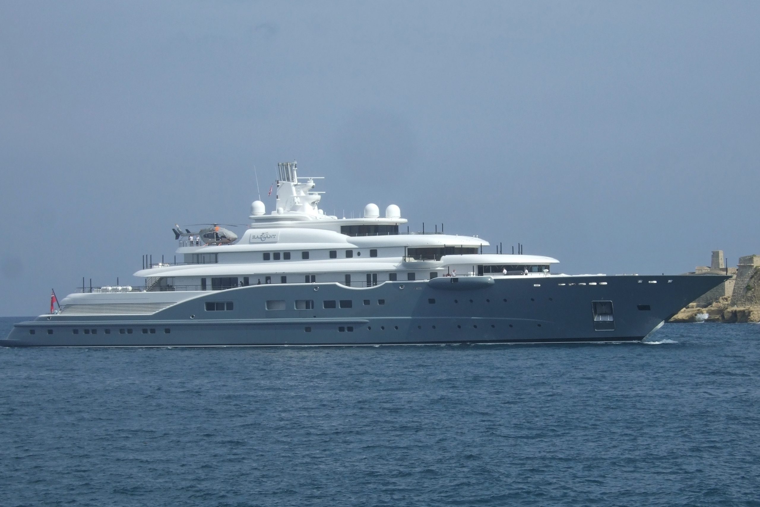 Superyacht "Radiant"